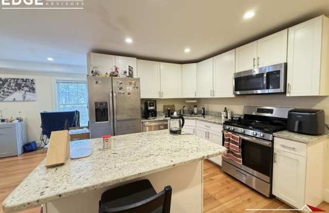 23 Higgins St. photos photos