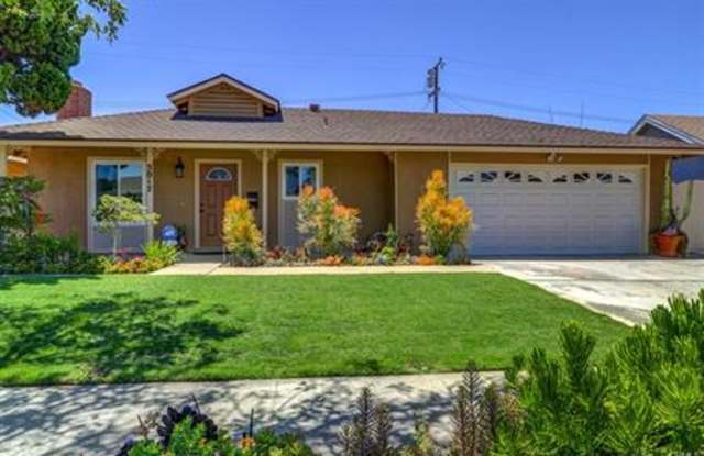 Updated 4-Bedroom Costa Mesa Home with Private Yard & 2-Car Garage photos photos Updated 4-Bedroom Costa Mesa Home with Private Yard & 2-Car Garage photos photos