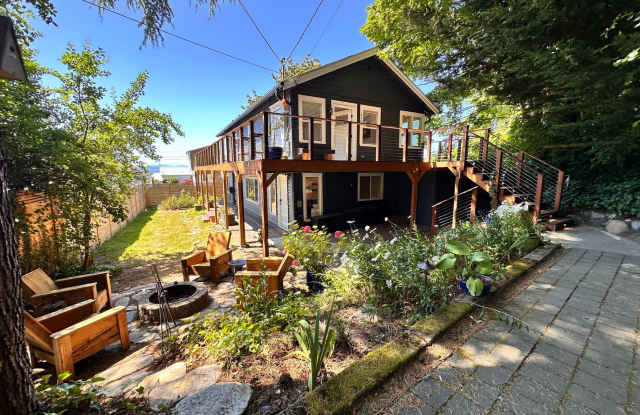 Charming West Seattle Home with Views of Puget Sound photos photos
