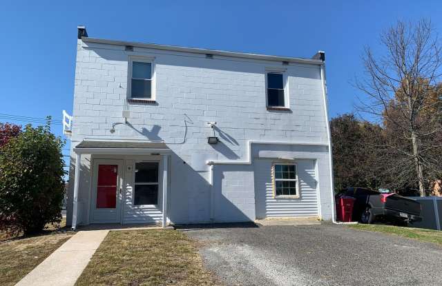 631 HILL ROAD - 631 Hill Road, Berks County, PA 19565