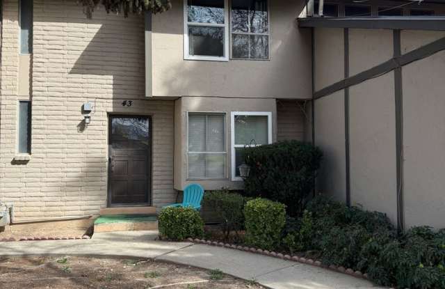 Rare find! Pristine townhome near Trax! photos photos