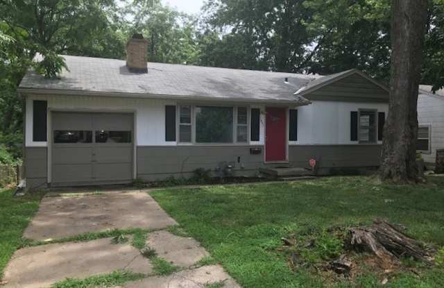 1801 S. Dodgion - 1801 South Dodgion Street, Independence, MO 64055