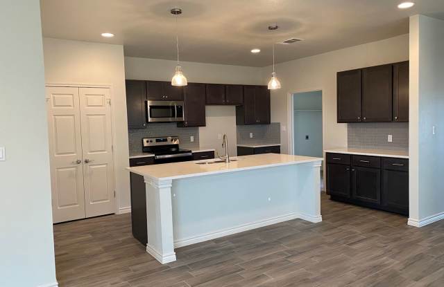 Charming 3-Bedroom Duplex in Peaceful Jarrell, TX Gallery 4