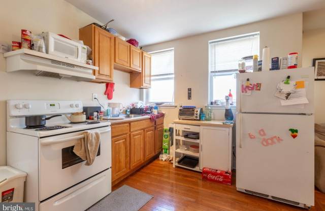 2136 S 15TH Street photos photos