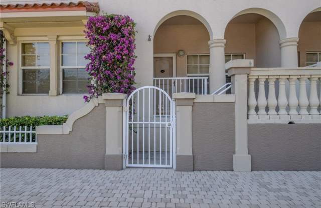 2110 W 1st Street unit: 102 photos photos