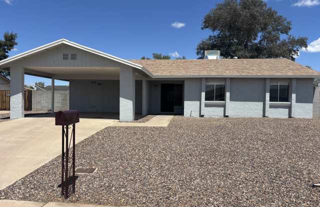 4144 E Hartford Ave photos photos