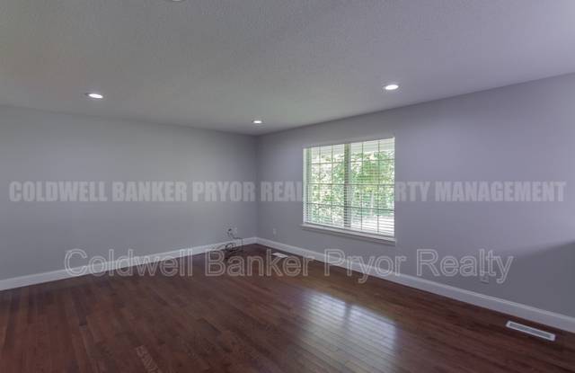 313 Maple Way Gallery 3