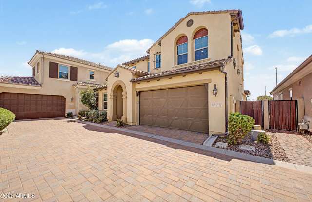 4128 S GREYTHORNE Way Gallery 1