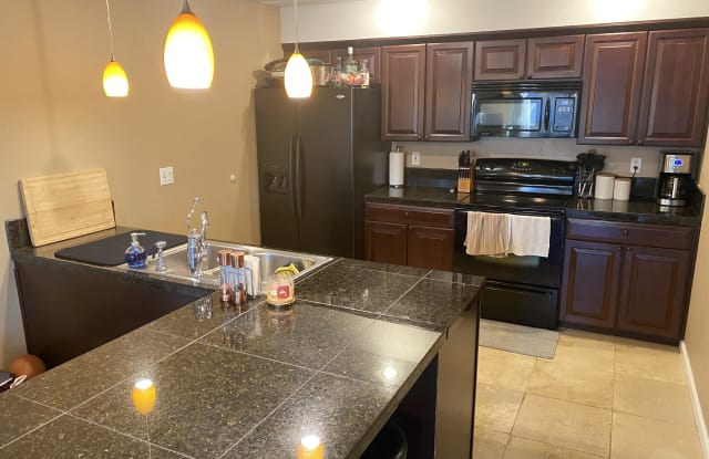 3982 Valeta Street - 284, Apt 284 - 3982 Valeta Street, San Diego, CA 92110