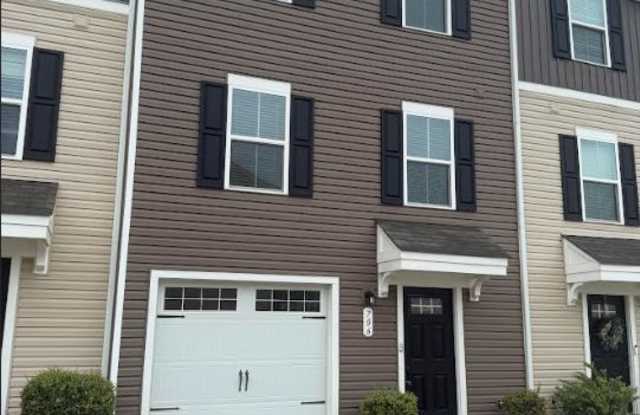 706 Dillon Way photos photos