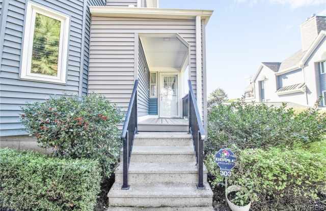 303 Lakefront Boulevard Gallery 3