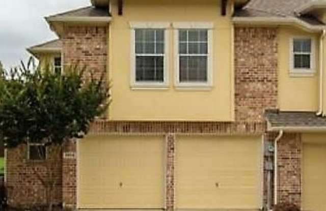 9802 Wake Bridge Drive - 9802 Wake Bridge Drive, Frisco, TX 75035