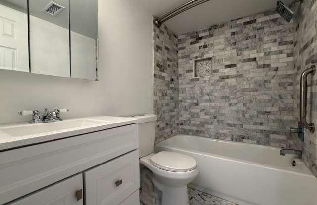 4548 Rosemarie Dr Gallery 3