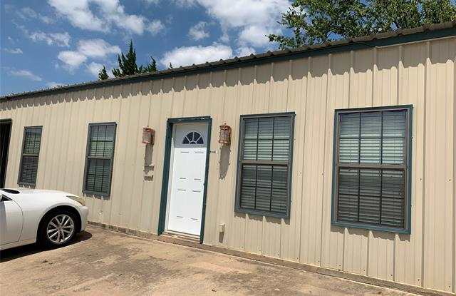 625 E Renfro Street - 625 East Renfro Street, Burleson, TX 76028