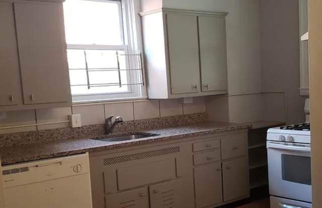 3133 N Calvert St photos photos