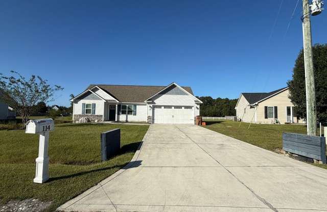 Beautiful 3 bedroom, 2 bath house photos photos