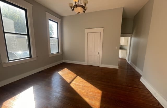 910 Washington Avenue photos photos