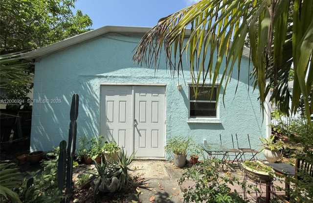 294 NE 57th St photos photos