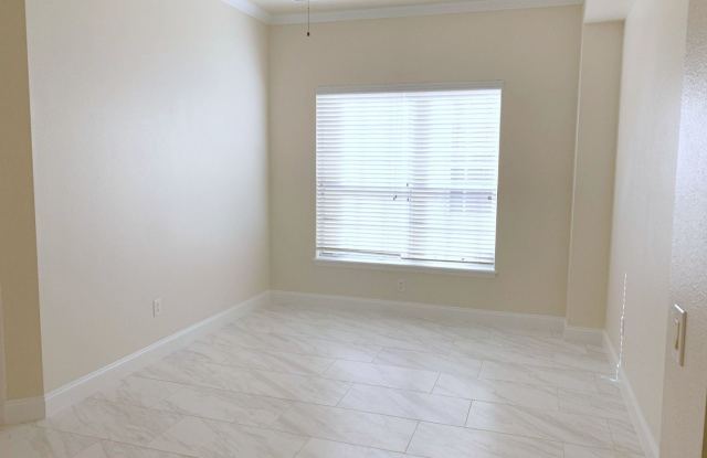 6403 Sea Lavender Lane Gallery 2