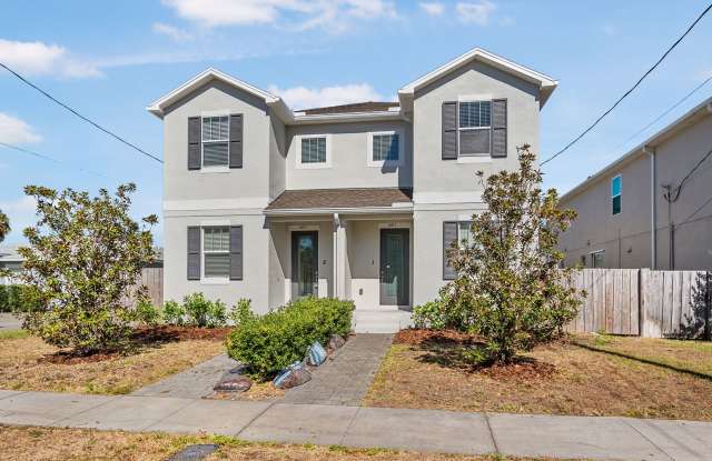 4BR/3BA 2 story townhome in South Tampa/Plant HS District - 2411 West North A Street, Tampa, FL 33609