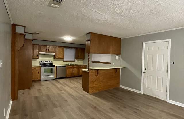 3606 Minden Avenue Gallery 3