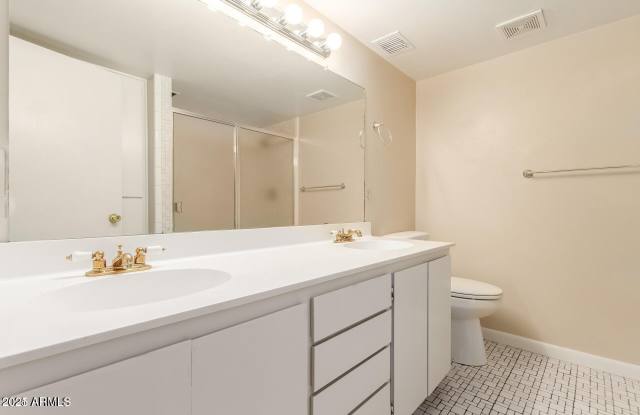 629 E MANZANITA Place Gallery 4