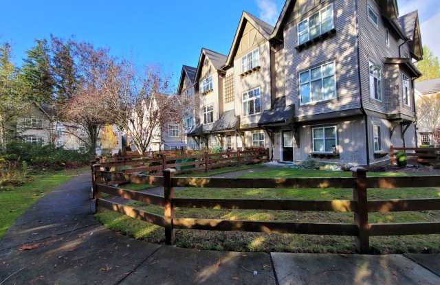 Updated Redmond Ridge Townhome Surrounded by Nature Gallery 1