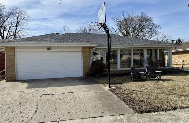 9134 Kilbourn Avenue - 9134 Kilbourn Avenue, Skokie, IL 60076