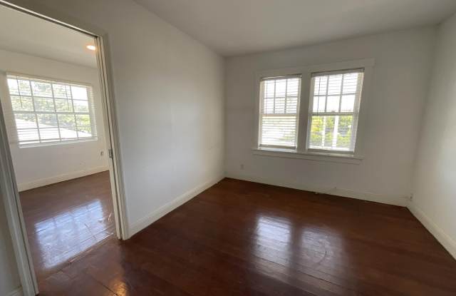 3009 Georgia Avenue Gallery 2