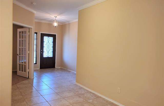 416 Roger Graves Circle Gallery 4