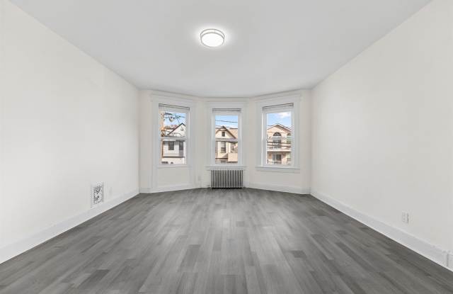 149 BIDWELL AVE Gallery 2
