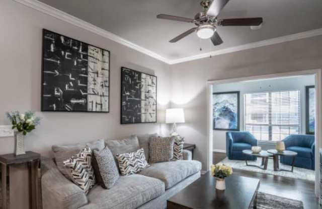 7802 Pipers Ln Gallery 4