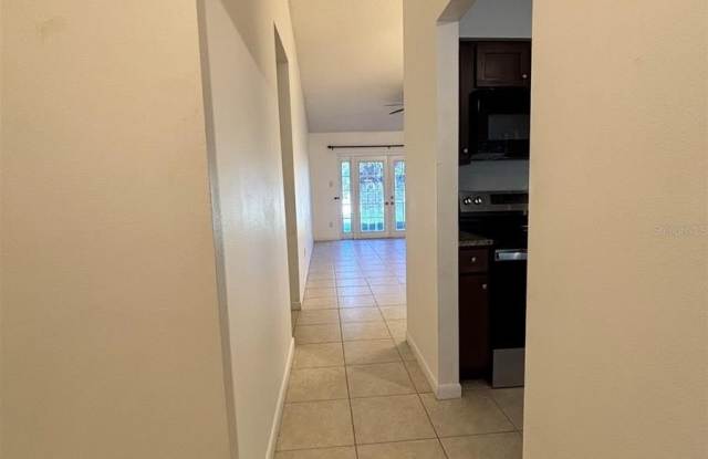 1761 LAKEVIEW VILLAGE Drive Gallery 3