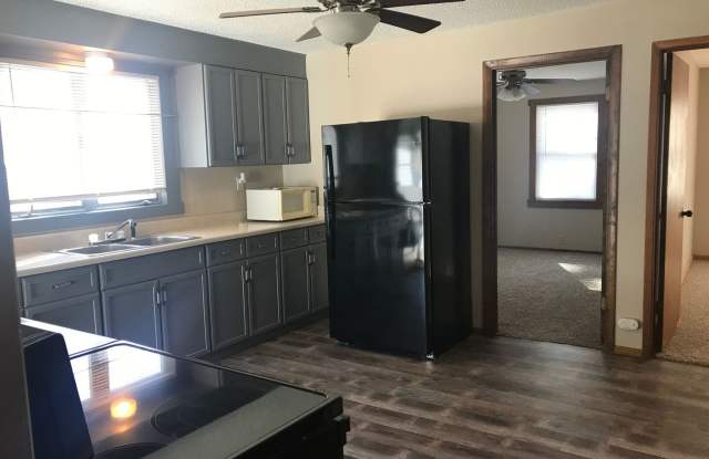 COMING SOON! Cute South County Cottage with White Picket fence, and  Garage photos photos