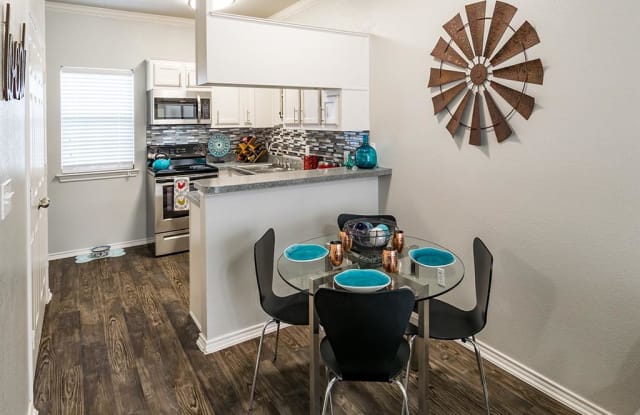 Residences at Holly Oaks Gallery 4