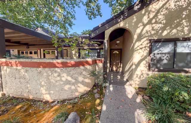 Enjoy this 55 and over - 2 Bedroom Home in California Park Gallery 1