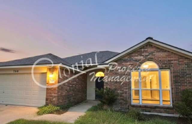 AVAILABLE NOW! - $500 OFF FIRST MONTH - 7810 Hawthorn, Temple, TX 76502