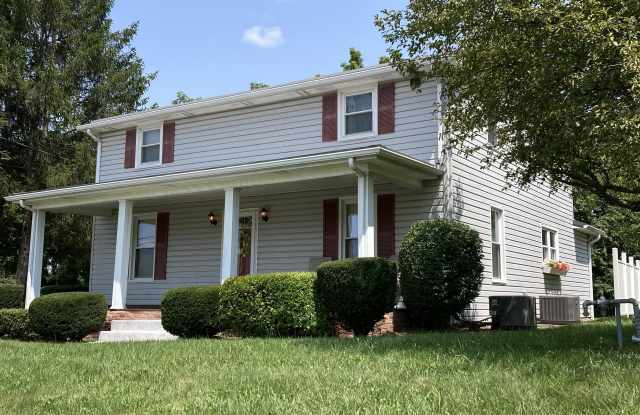 203 Oakvale Rd - 203 Oakvale Road, Mercer County, WV 24740