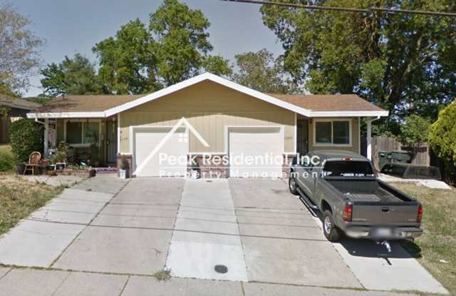 Spacious 3bd/1ba Fair Oaks Duplex near Madison Ave  Dewey Drive photos photos