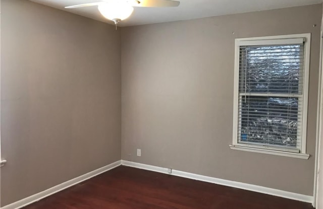 406 Stages Dr Gallery 4