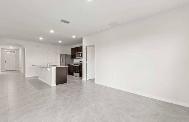 8452 Hardy Bay Loop Gallery 4