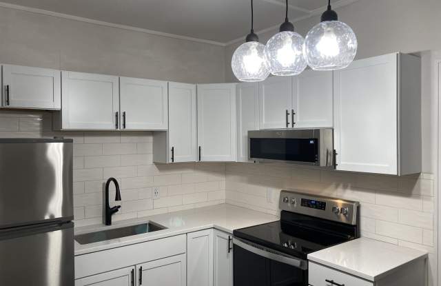 320 Bush Street - 2 photos photos