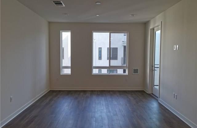 2522 Nolita Gallery 4