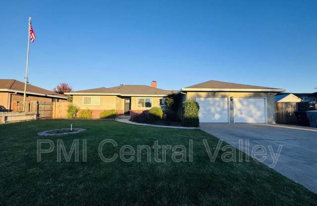 1314 Carolyn Avenue - 1314 Carolyn Avenue, Escalon, CA 95320