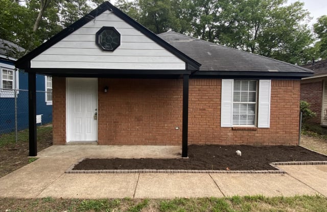 1592 Sunset Street - 1592 Sunset Street, Memphis, TN 38108