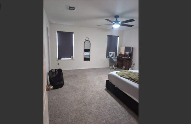 5634 Foppiano Loop Gallery 2