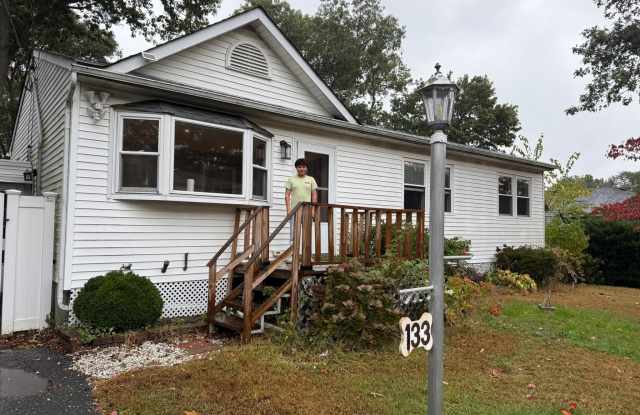 133 Moriches Avenue - 133 Moriches Avenue, Mastic, NY 11950 133 Moriches Avenue - 133 Moriches Avenue, Mastic, NY 11950