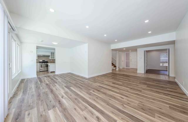 Spacious Elegance in the Heart of Irvine photos photos