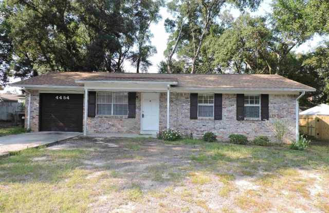 4454 Bixby Cir - 4454 Bixby Circle, Ferry Pass, FL 32514