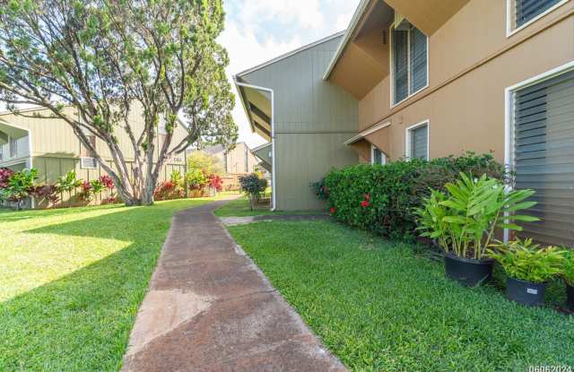 2br/1.5ba Townhouse in Milalani Manor w/ LOFT  ENCL yard! photos photos